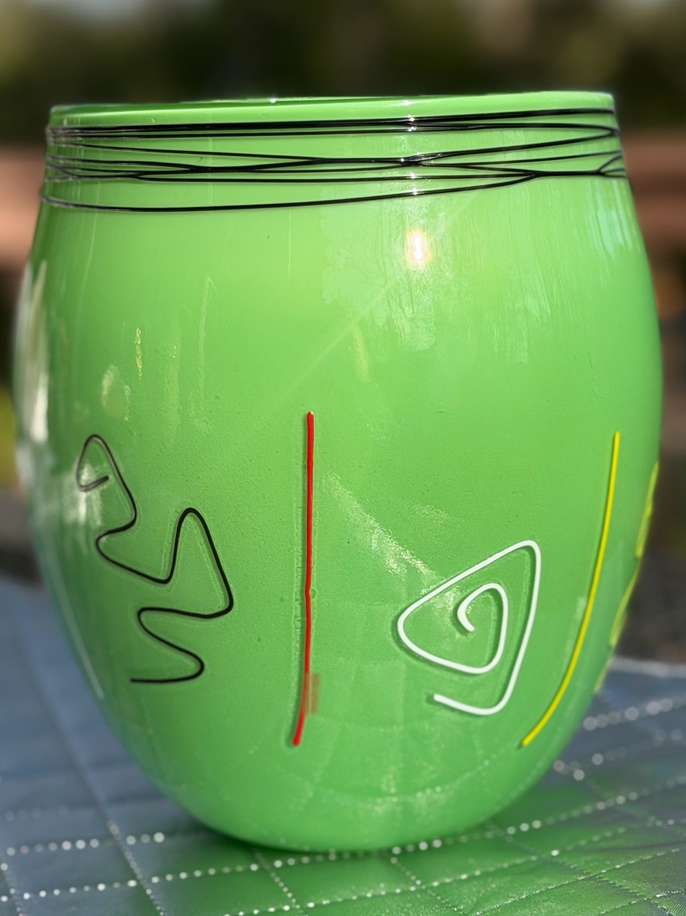 RARE - Vintage Donald Carlson Signed Green Art Glass Vase, Hand Blown, c. 1970s - Picture 2 of 9